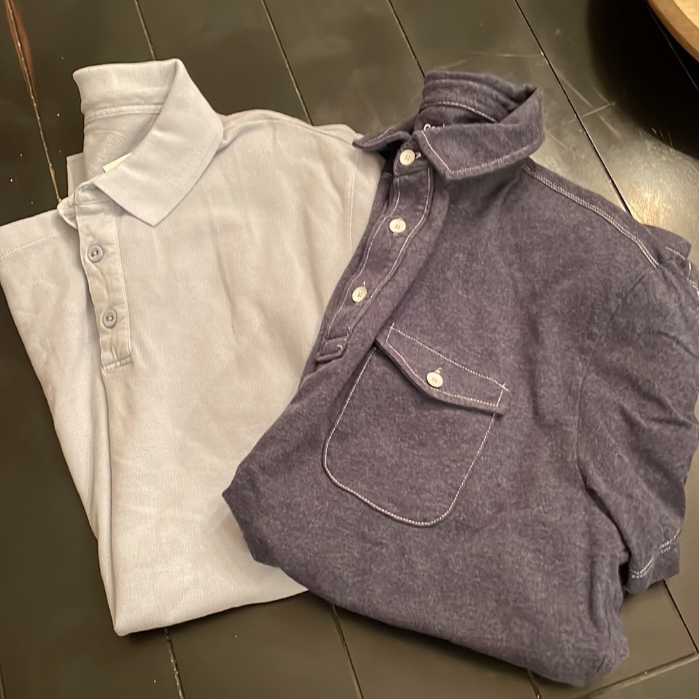 Two Gap SS Polo shirts. One NWT !! Blue color
